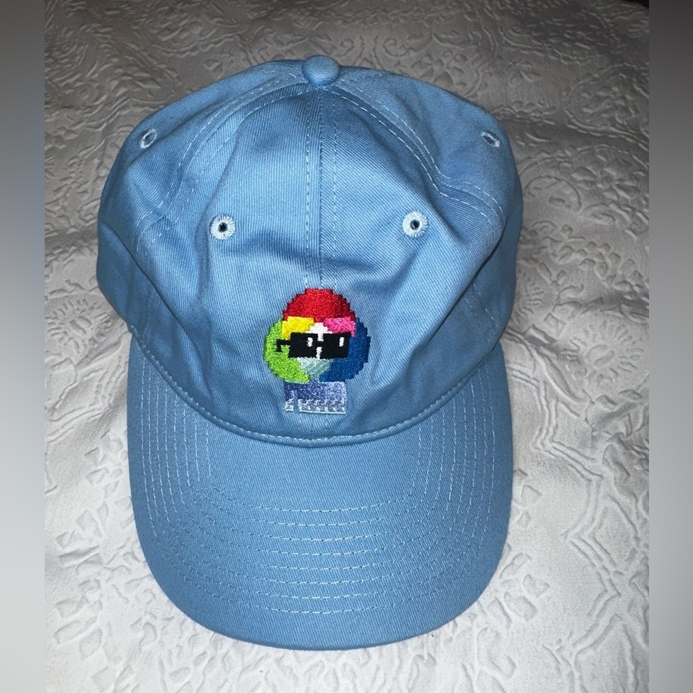 Madhappy Shades Rainbow Embroidered Dads Nouns Hat in Light Blue NWT - Picture 2 of 7